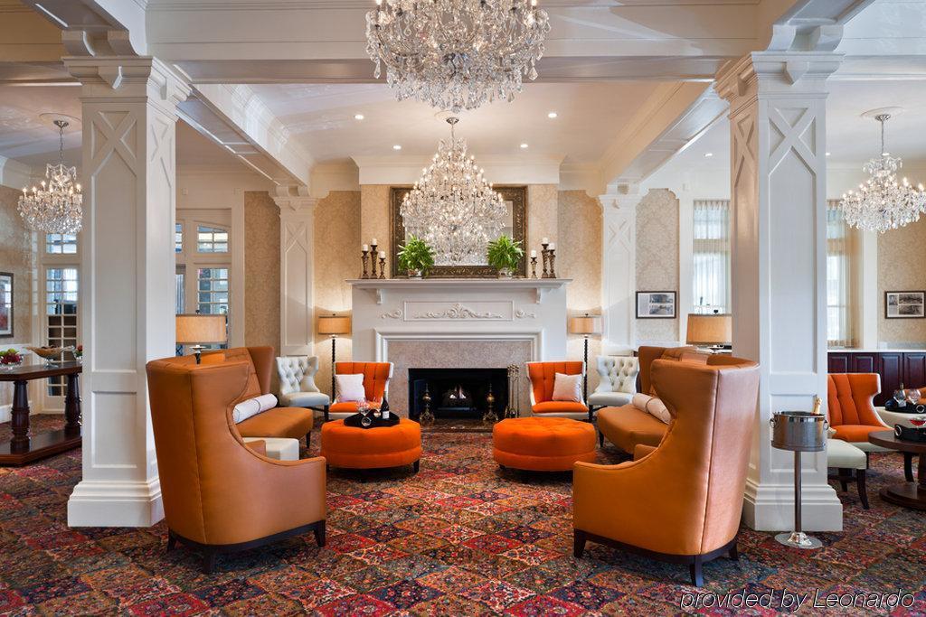 Wayne Hotel Интерьер фото